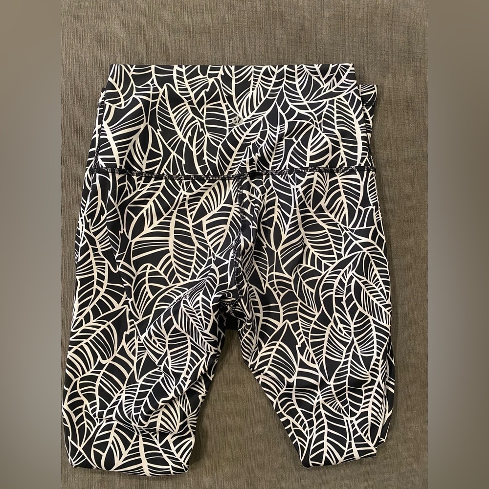 Lululemon leggings